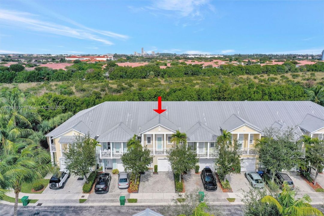 For Sale: $749,000 (3 beds, 3 baths, 2008 Square Feet)