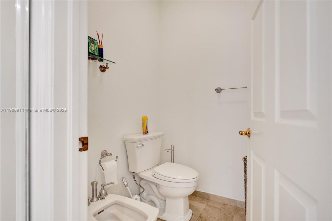 For Rent: $8,500 (4 beds, 4 baths, 3502 Square Feet)