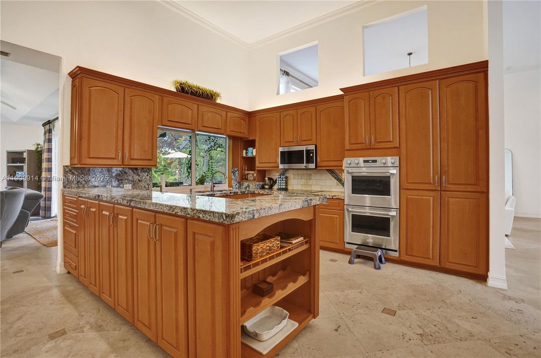 For Rent: $8,500 (4 beds, 4 baths, 3502 Square Feet)