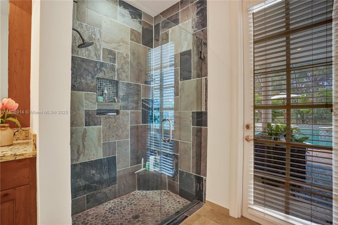 For Rent: $8,500 (4 beds, 4 baths, 3502 Square Feet)