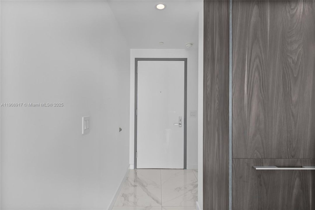 Недавно арендовано: $6,250 (2 спален, 2 ванн, 1088 Квадратных фут)