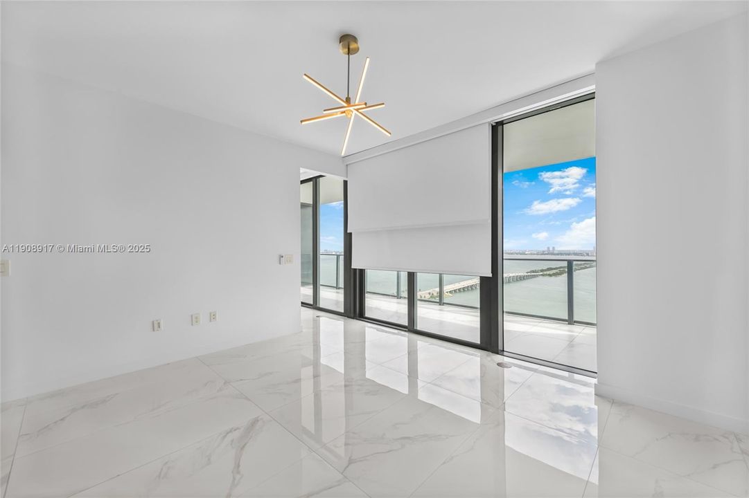 Недавно арендовано: $6,250 (2 спален, 2 ванн, 1088 Квадратных фут)