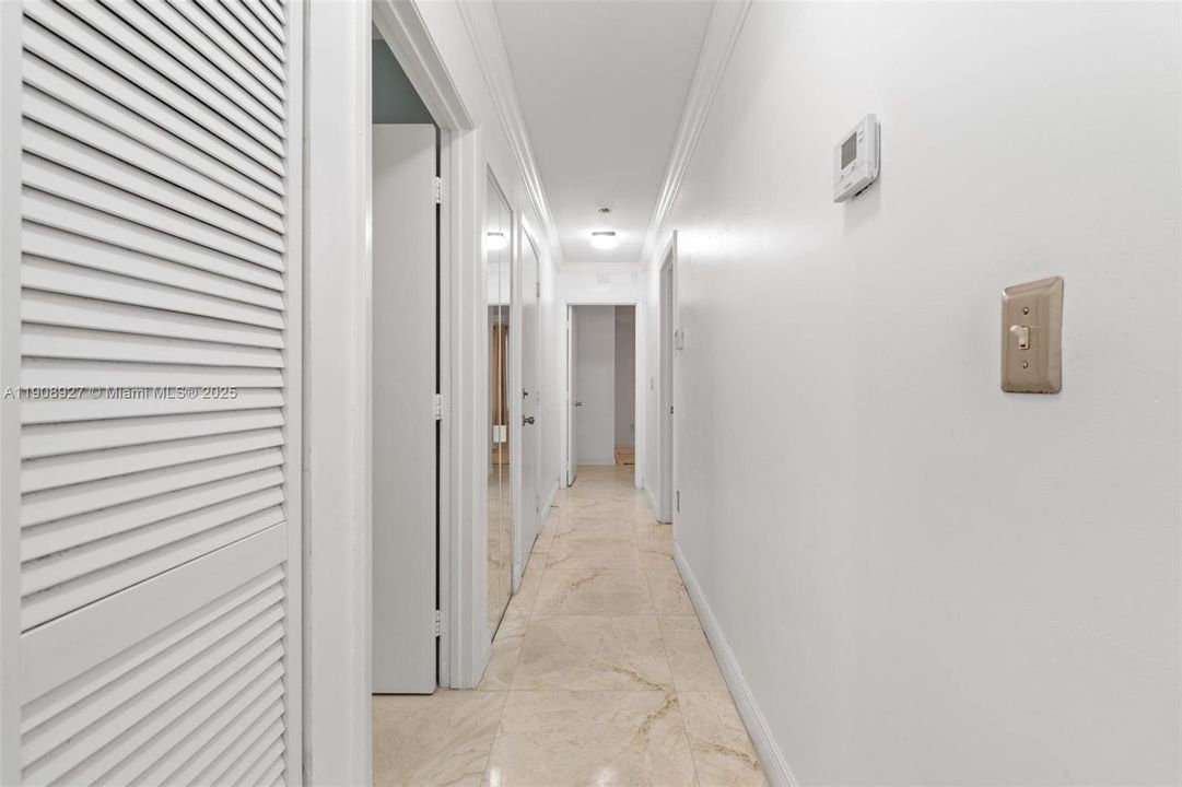 En Venta: $610,000 (3 camas, 2 baños, 1590 Pies cuadrados)