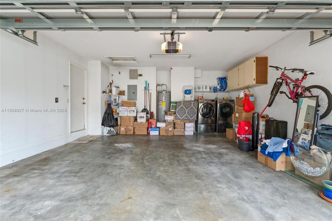 En Venta: $610,000 (3 camas, 2 baños, 1590 Pies cuadrados)