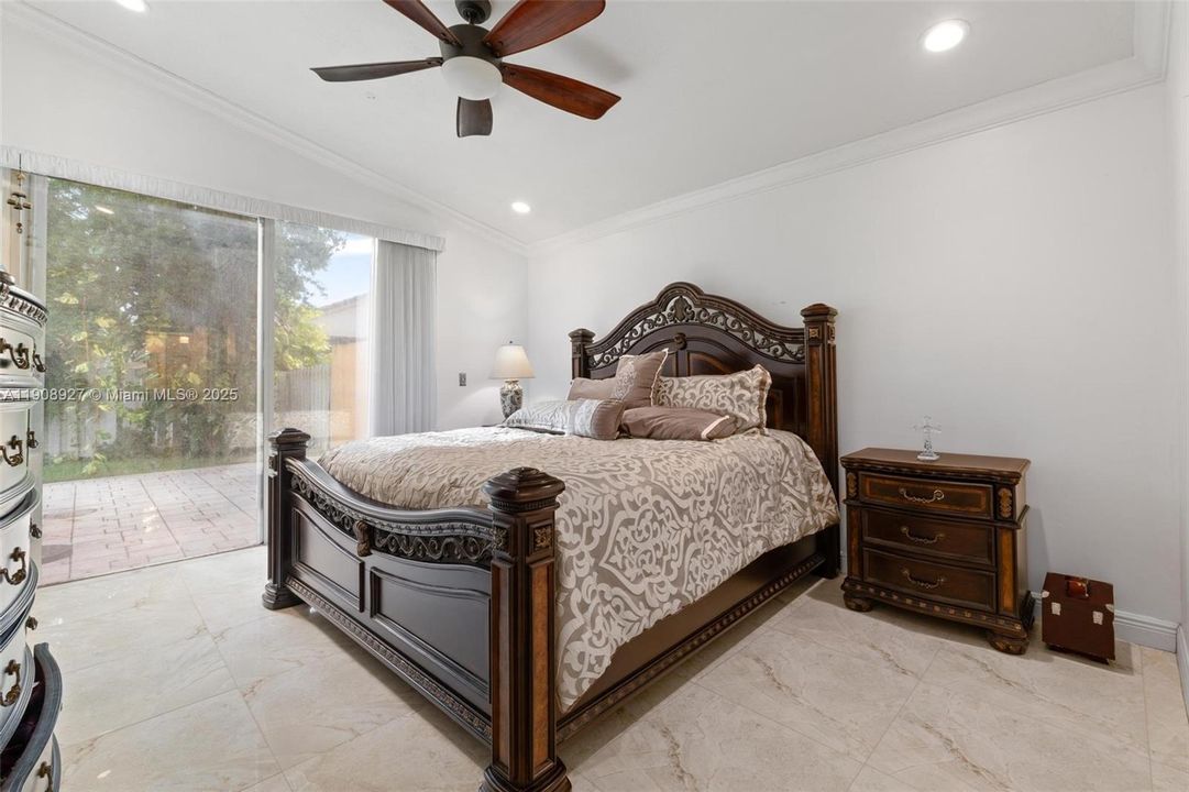 En Venta: $610,000 (3 camas, 2 baños, 1590 Pies cuadrados)