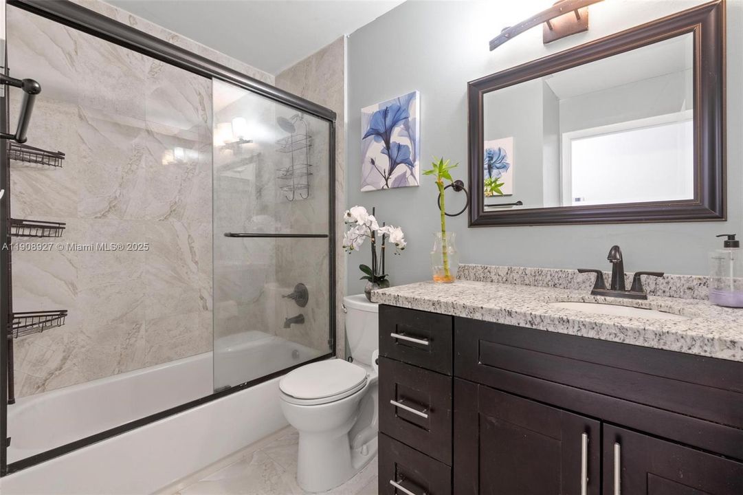 En Venta: $610,000 (3 camas, 2 baños, 1590 Pies cuadrados)