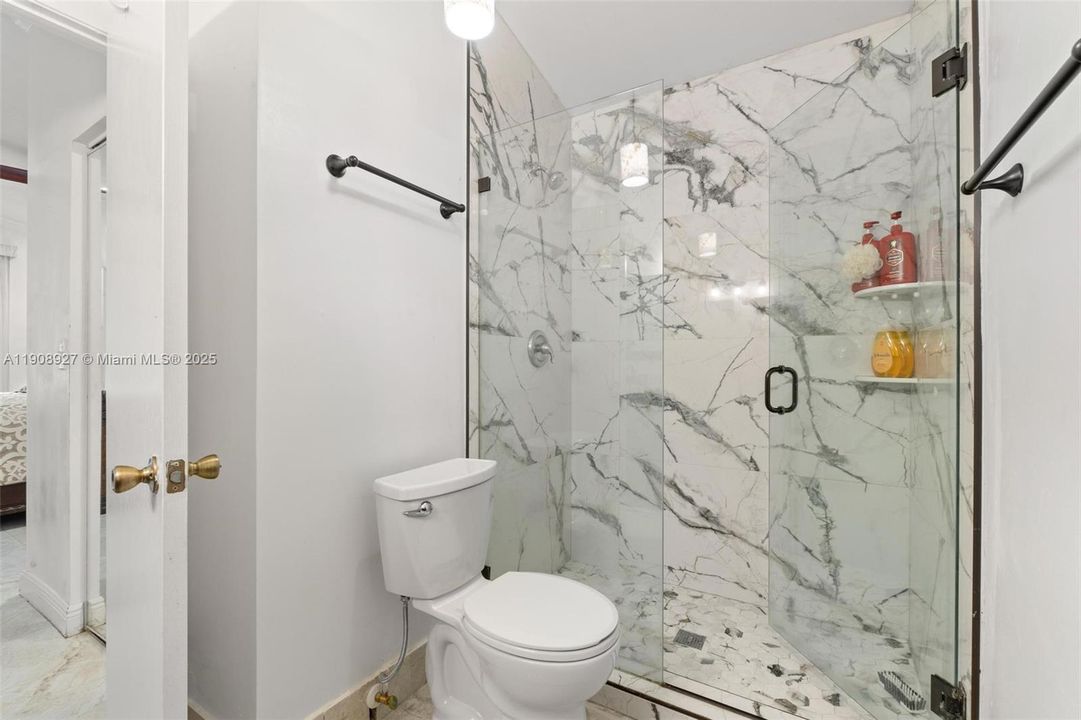 En Venta: $610,000 (3 camas, 2 baños, 1590 Pies cuadrados)