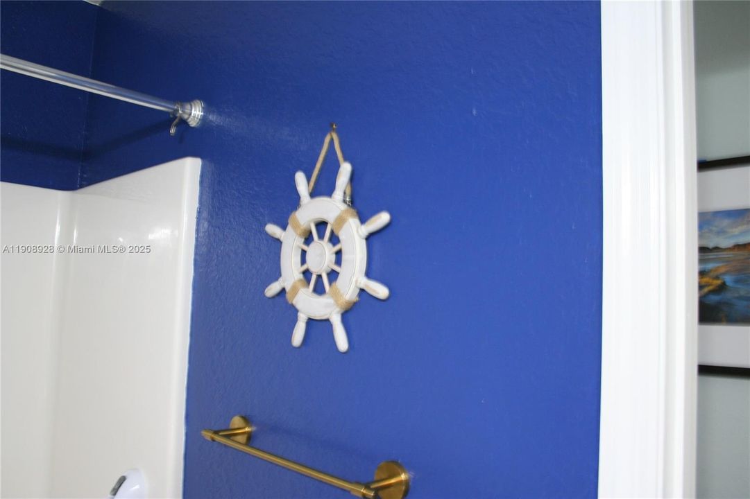 En Venta: $769,000 (3 camas, 2 baños, 1176 Pies cuadrados)