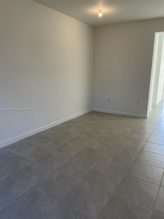 For Sale: $450,000 (3 beds, 2 baths, 1483 Square Feet)