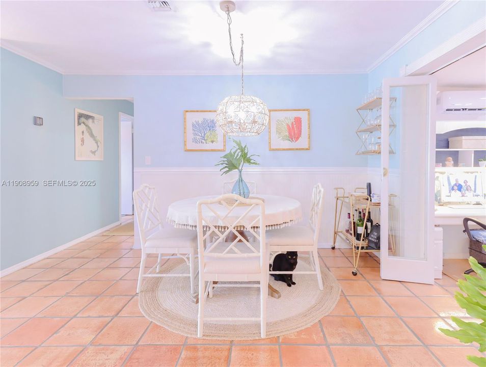 待售: $979,900 (3 贝兹, 2 浴室, 1943 平方英尺)