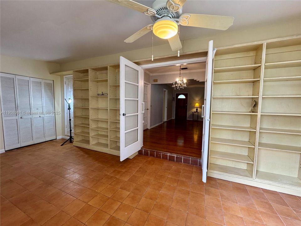 Activo con contrato: $849,000 (3 camas, 2 baños, 1522 Pies cuadrados)