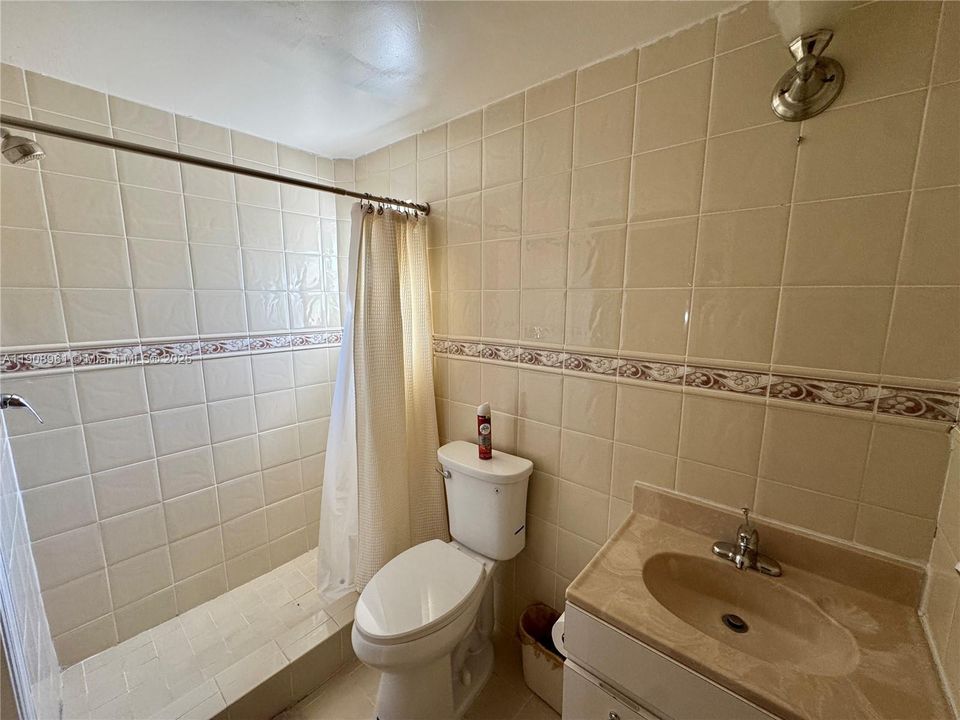 Activo con contrato: $849,000 (3 camas, 2 baños, 1522 Pies cuadrados)