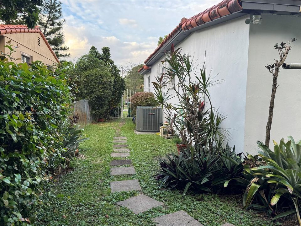 Activo con contrato: $849,000 (3 camas, 2 baños, 1522 Pies cuadrados)