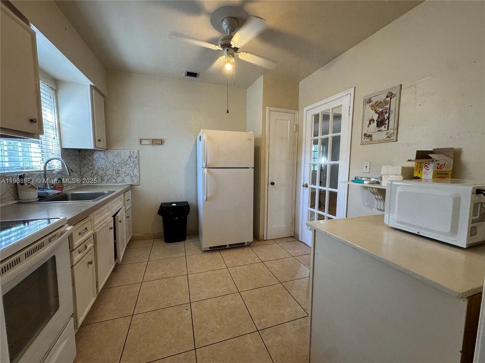 Activo con contrato: $849,000 (3 camas, 2 baños, 1522 Pies cuadrados)