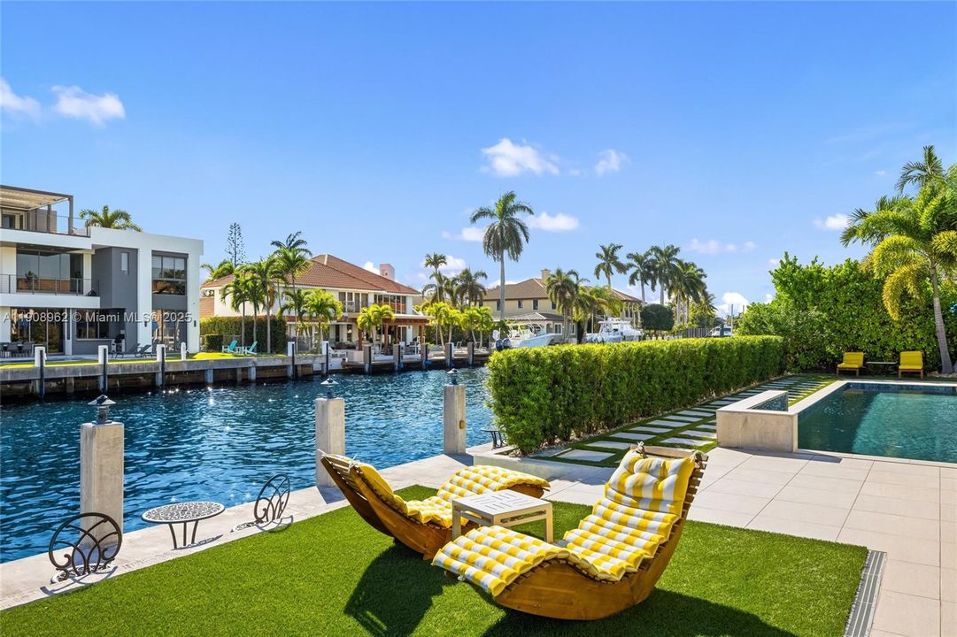 For Rent: $30,000 (4 beds, 5 baths, 5784 Square Feet)