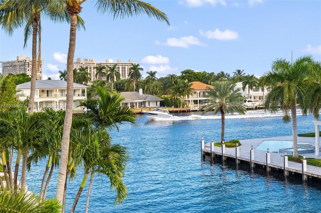 Inter-coastal View from Rooftop Entertainment Deck; just one lot off the off Inter-coastal. Waterway