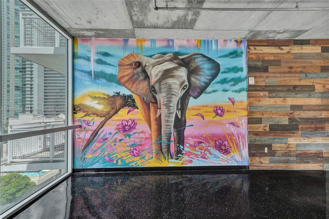 For Rent: $2,950 (1 beds, 1 baths, 652 Square Feet)