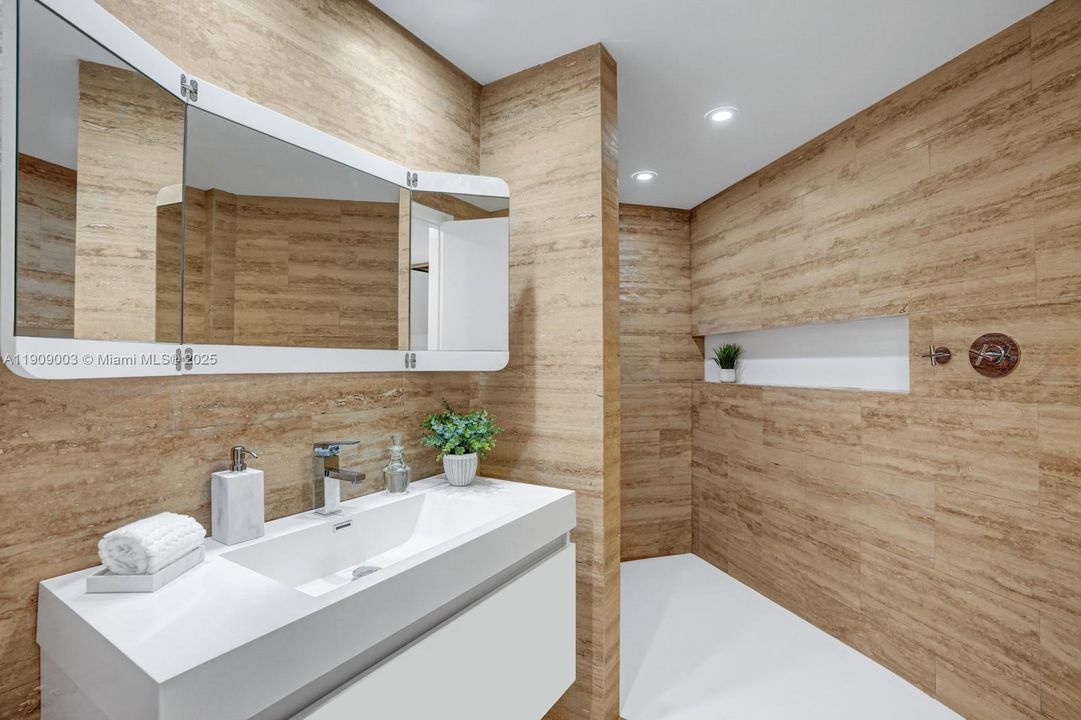 For Sale: $11,700,000 (5 beds, 5 baths, 3814 Square Feet)