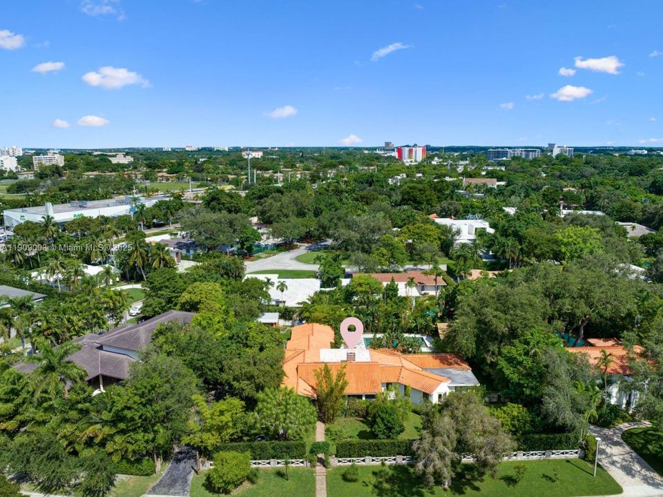 For Sale: $11,700,000 (5 beds, 5 baths, 3814 Square Feet)