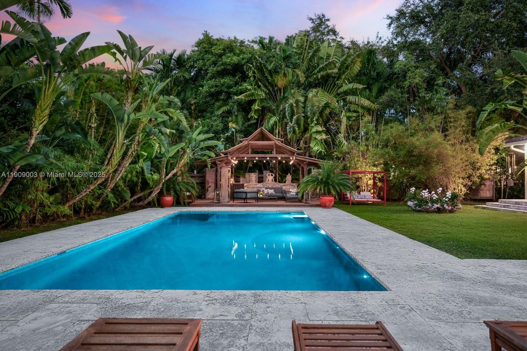 For Sale: $11,700,000 (5 beds, 5 baths, 3814 Square Feet)