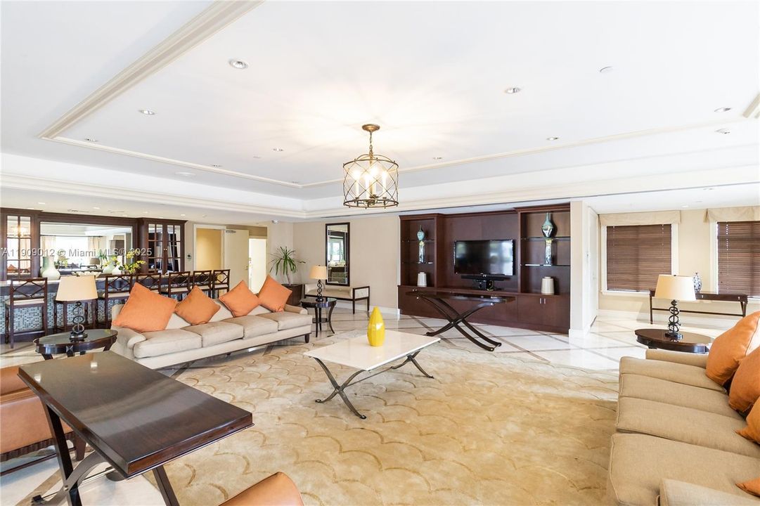 En Venta: $550,000 (2 camas, 2 baños, 1257 Pies cuadrados)