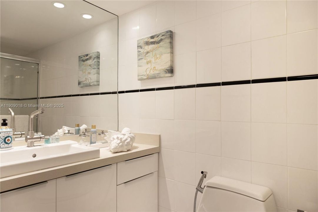 En Venta: $470,000 (3 camas, 2 baños, 1176 Pies cuadrados)