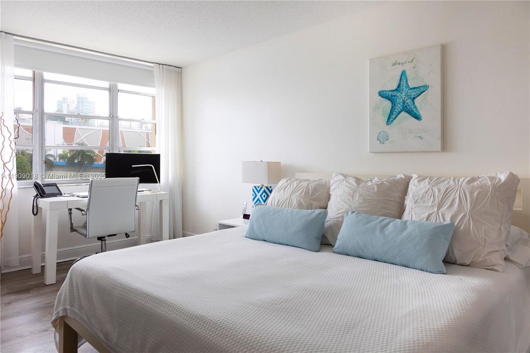 En Venta: $470,000 (3 camas, 2 baños, 1176 Pies cuadrados)