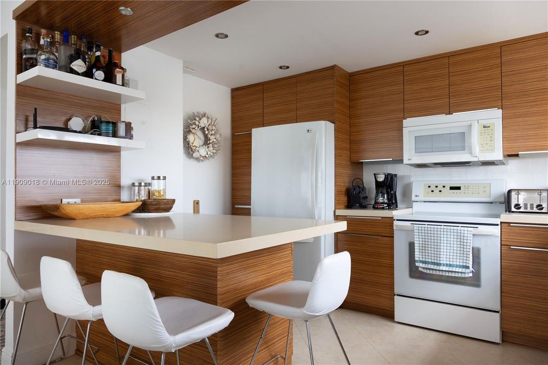 En Venta: $470,000 (3 camas, 2 baños, 1176 Pies cuadrados)