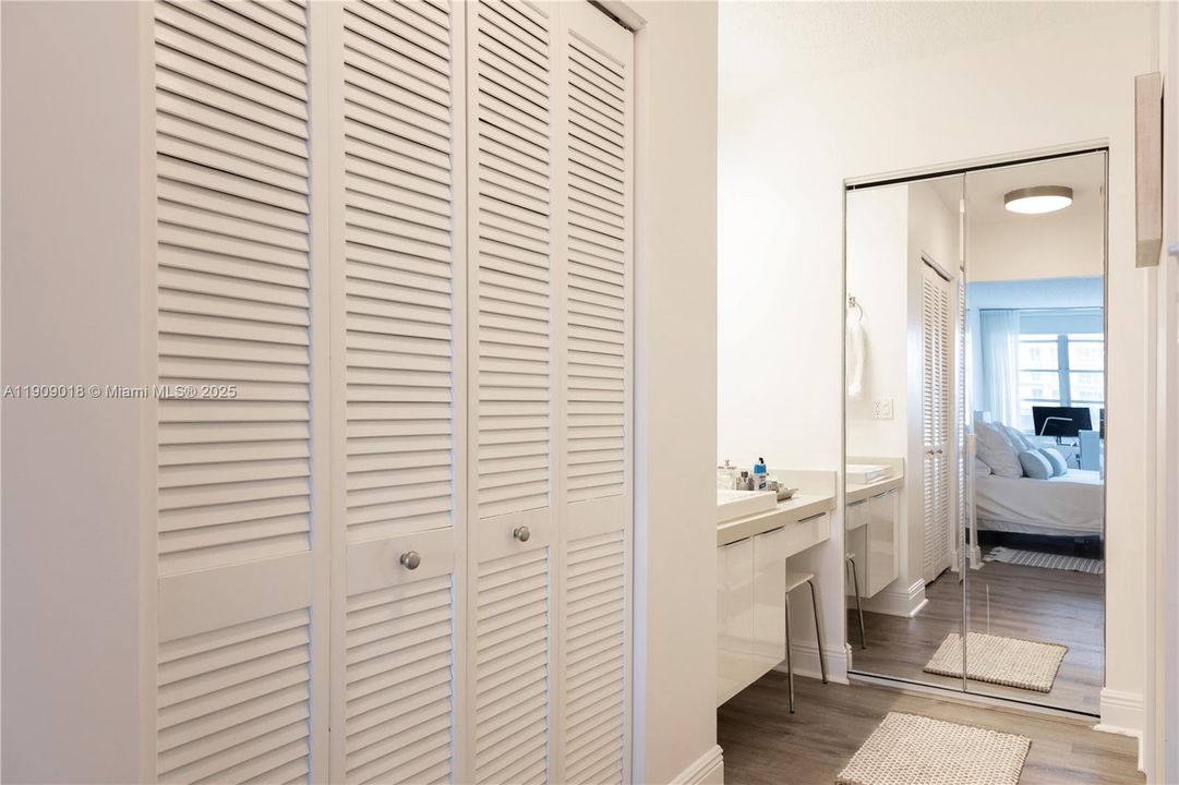 En Venta: $470,000 (3 camas, 2 baños, 1176 Pies cuadrados)