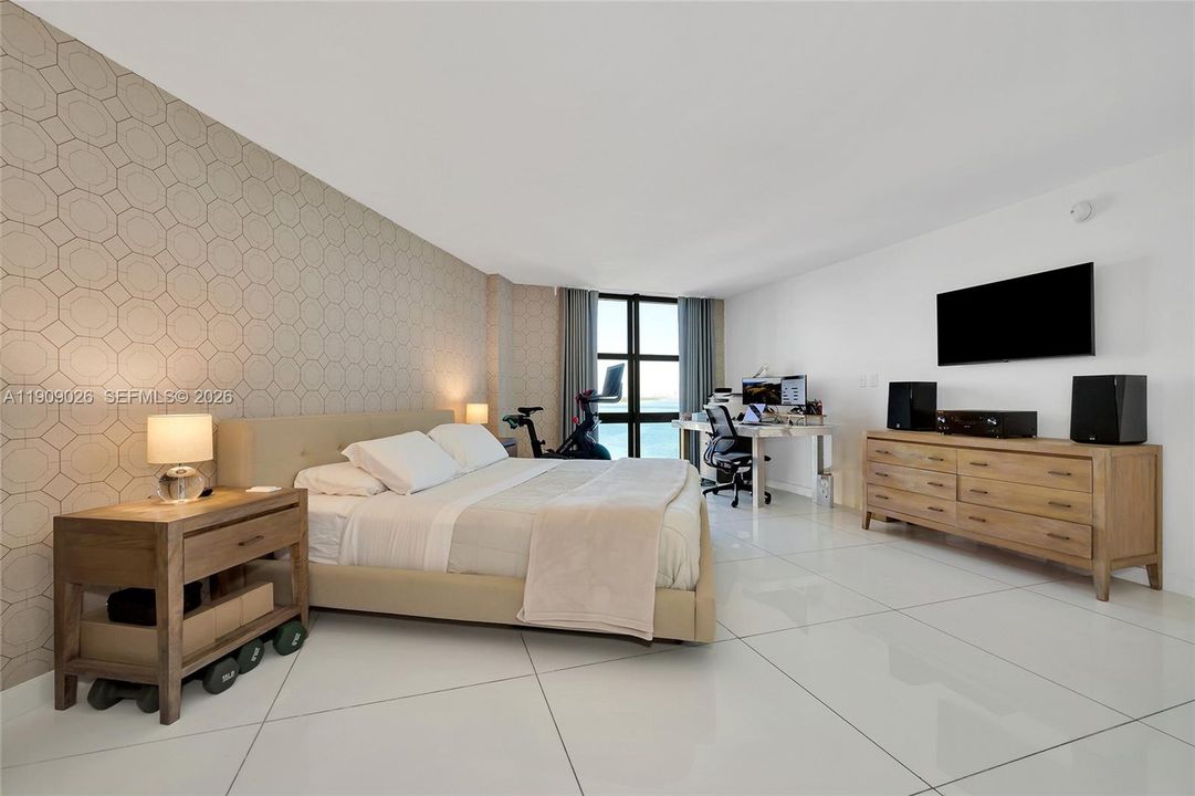 В аренду: $8,700 (2 спален, 2 ванн, 1782 Квадратных фут)