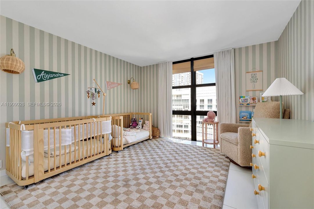 В аренду: $8,700 (2 спален, 2 ванн, 1782 Квадратных фут)