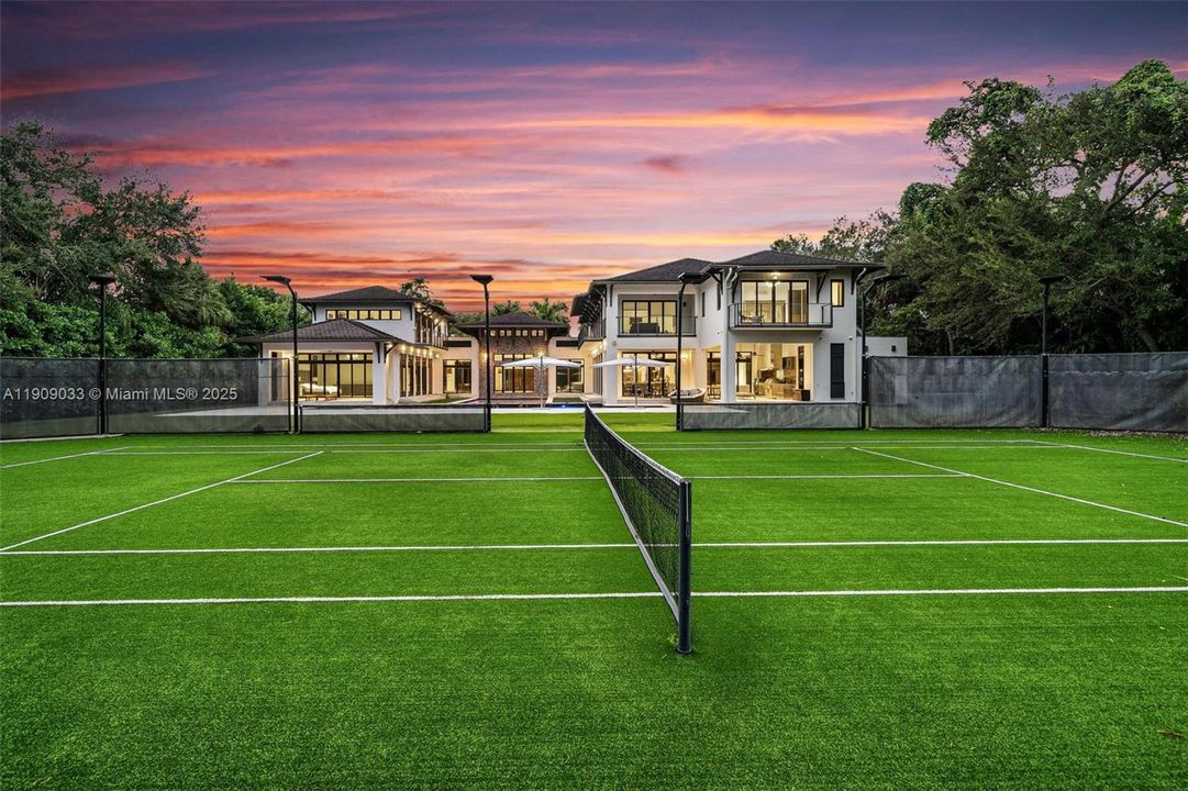 For Sale: $13,850,000 (7 beds, 9 baths, 11300 Square Feet)