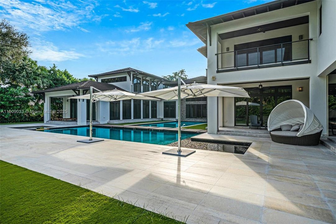 For Sale: $13,850,000 (7 beds, 9 baths, 11300 Square Feet)