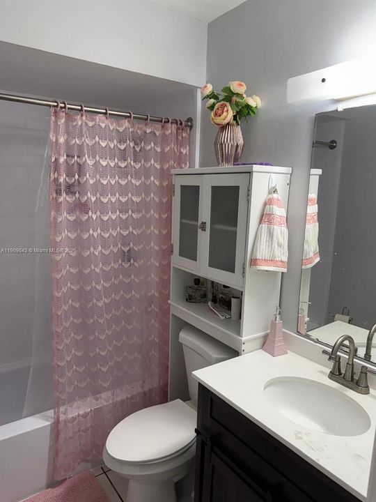 На продажу: $489,000 (6 спален, 4 ванн, 2480 Квадратных фут)