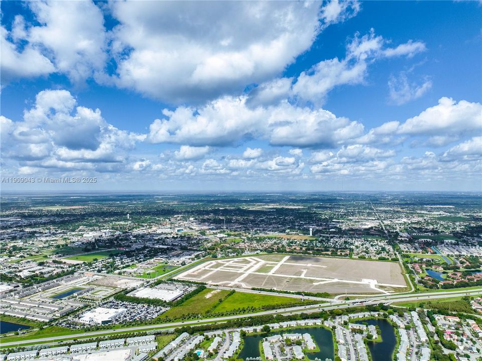 For Sale: $425,000 (4 beds, 3 baths, 1757 Square Feet)