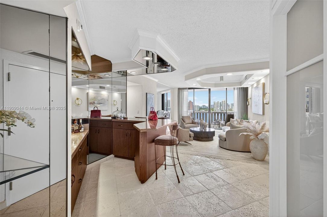 For Sale: $799,000 (2 beds, 2 baths, 1607 Square Feet)