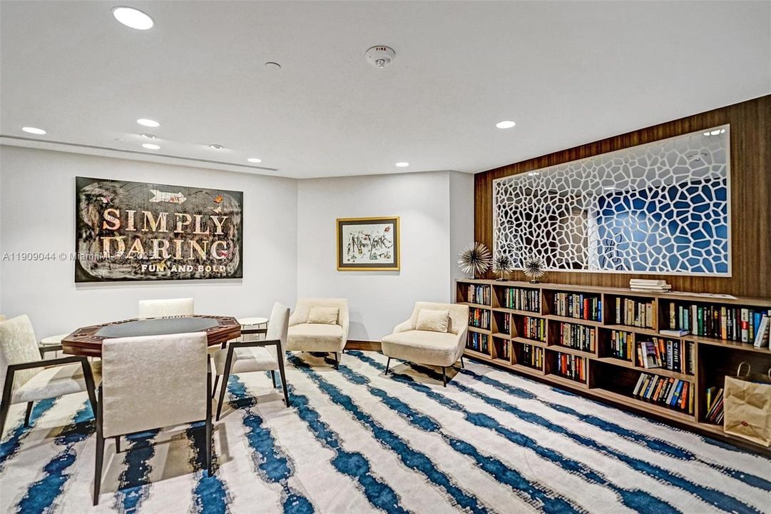 For Sale: $799,000 (2 beds, 2 baths, 1607 Square Feet)