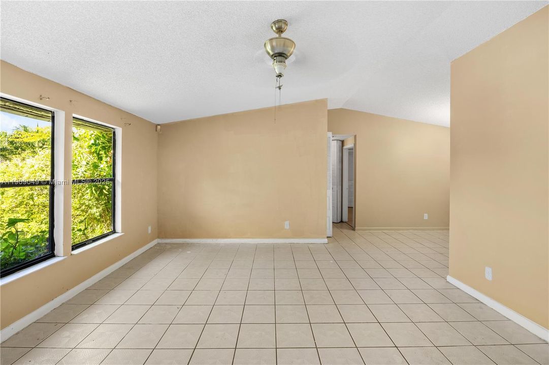 На продажу: $480,000 (3 спален, 2 ванн, 1532 Квадратных фут)