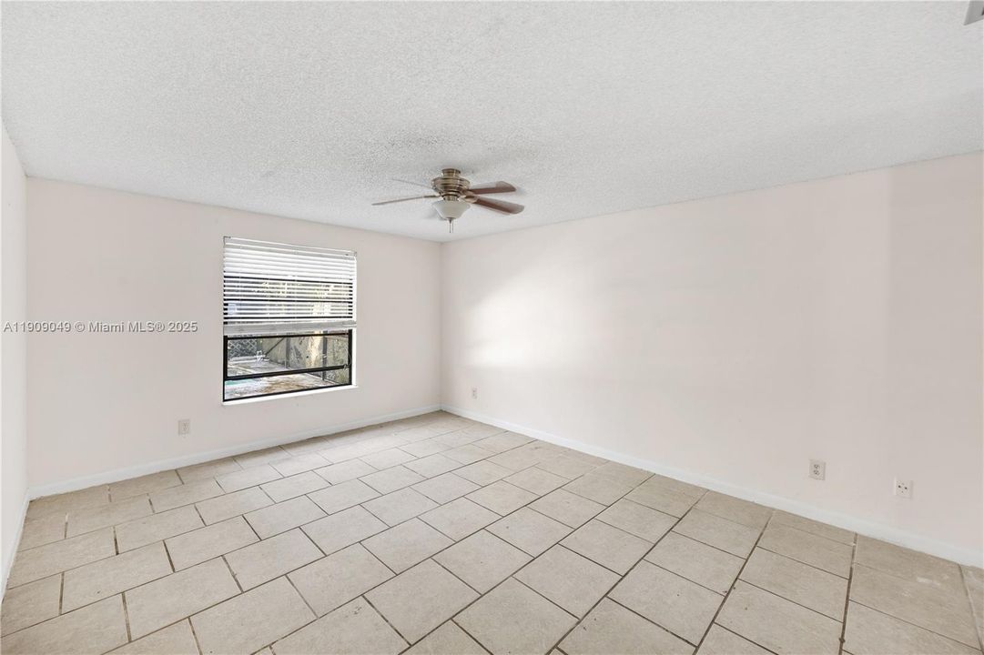 На продажу: $480,000 (3 спален, 2 ванн, 1532 Квадратных фут)