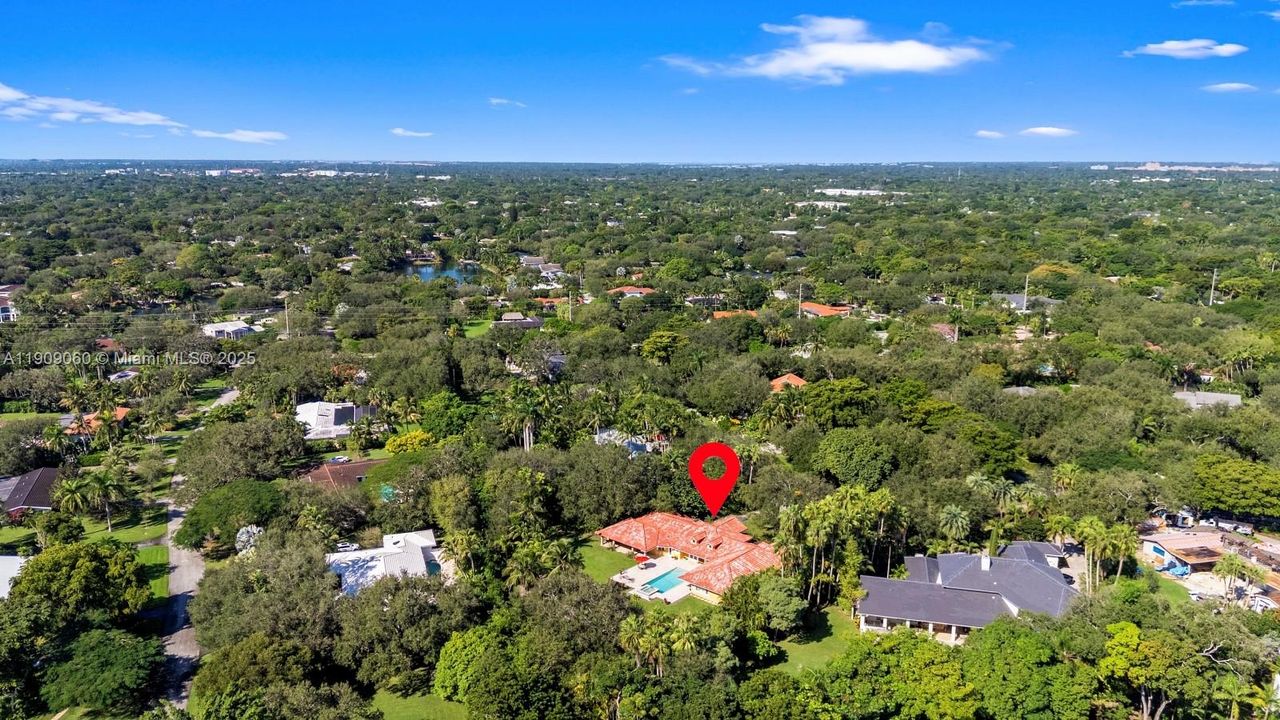 待售: $3,875,000 (5 贝兹, 4 浴室, 4166 平方英尺)