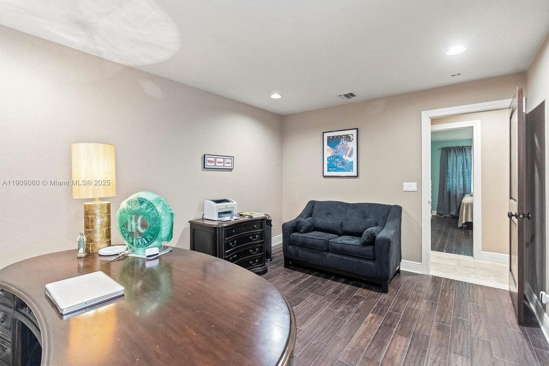 待售: $3,875,000 (5 贝兹, 4 浴室, 4166 平方英尺)