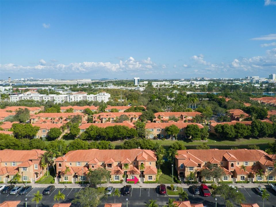 For Sale: $385,000 (3 beds, 3 baths, 1382 Square Feet)