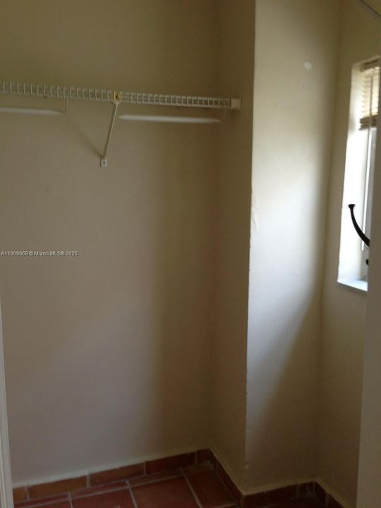 Recently Rented: $2,099 (2 beds, 2 baths, 687 Square Feet)