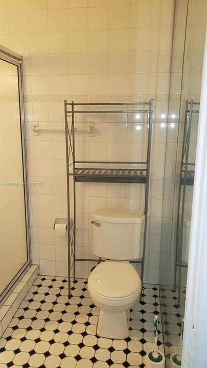 Recently Rented: $2,099 (2 beds, 2 baths, 687 Square Feet)