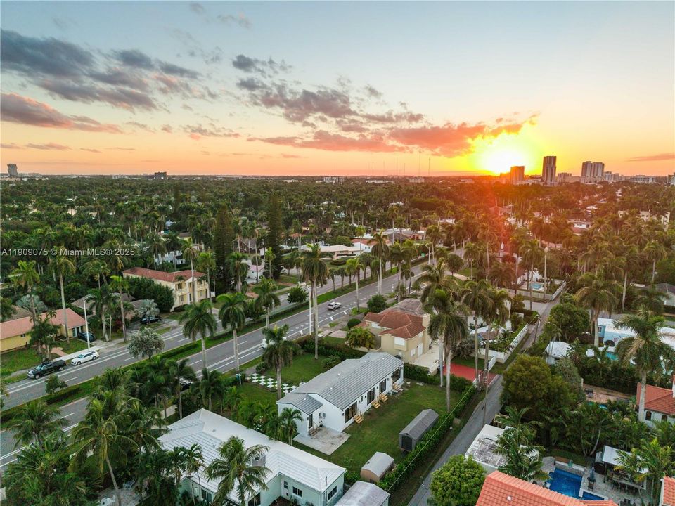 For Rent: $5,900 (4 beds, 4 baths, 1829 Square Feet)