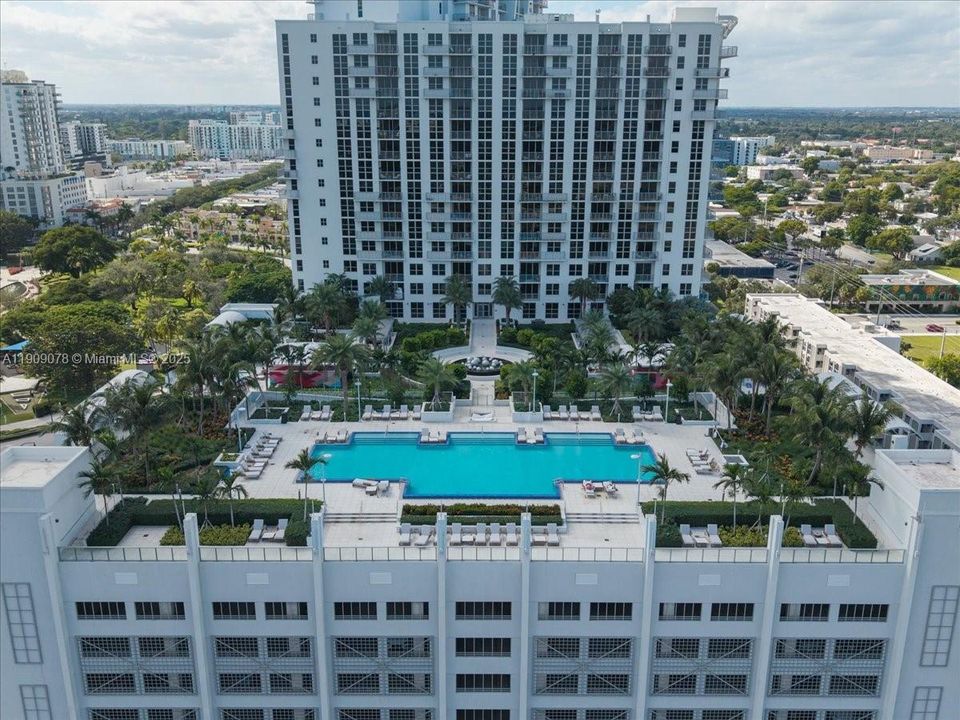 合同活跃: $3,400 (1 贝兹, 1 浴室, 0 平方英尺)