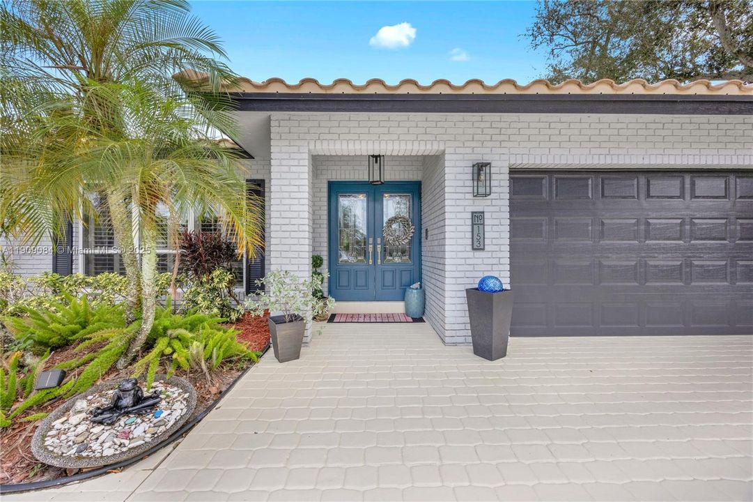 Active With Contract: $759,500 (4 beds, 2 baths, 2691 Square Feet)