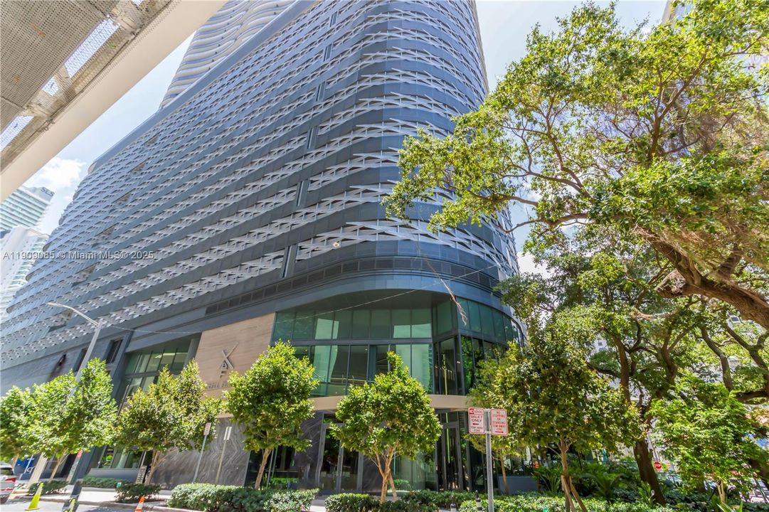 Под контрактом: $4,300 (1 спален, 1 ванн, 665 Квадратных фут)