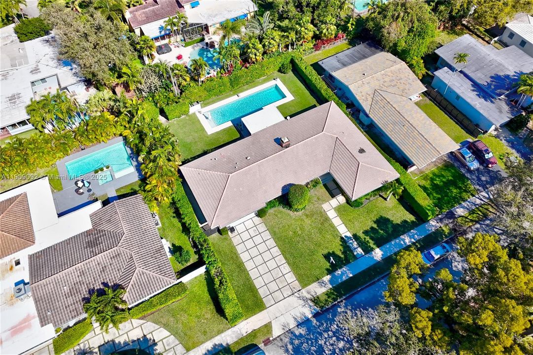 For Rent: $9,995 (3 beds, 2 baths, 2242 Square Feet)