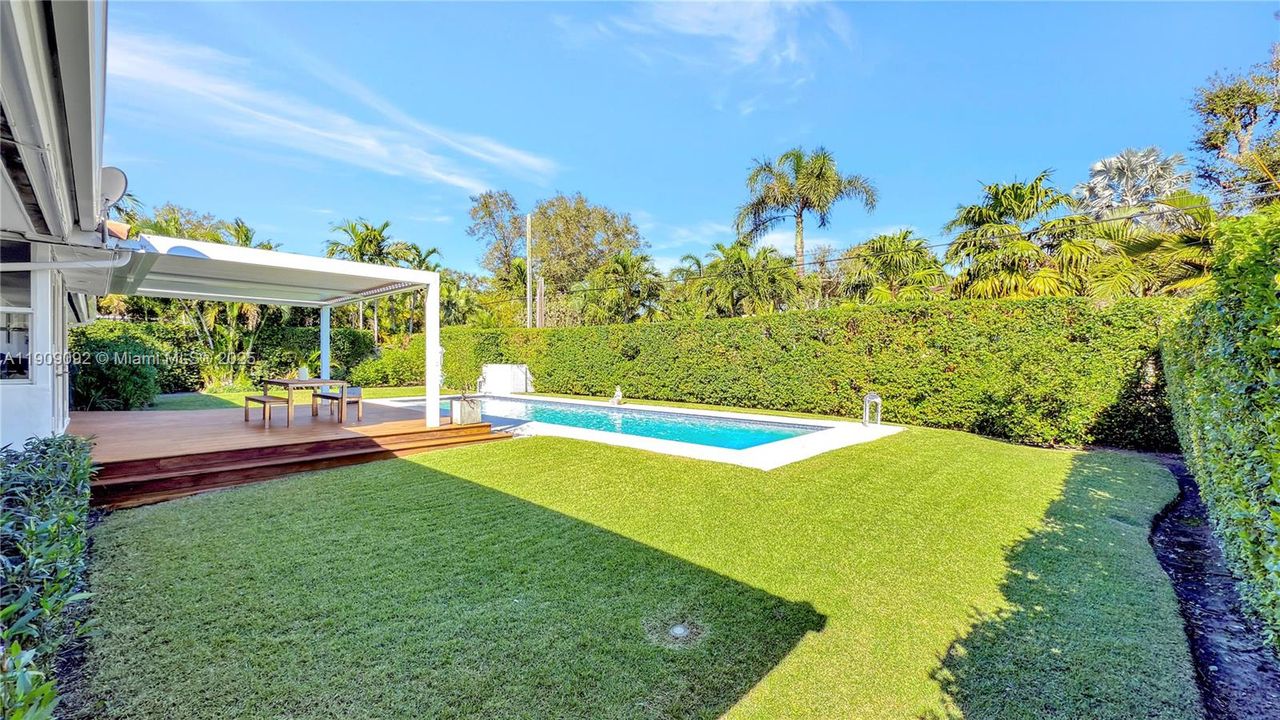 For Rent: $9,995 (3 beds, 2 baths, 2242 Square Feet)